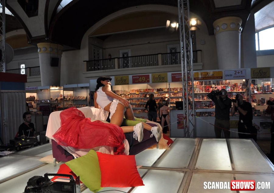 Check out hot xxx pics of sexy show girls posing in sexy lingerie. Tags: Realuty, public, striptease. - XXXonXXX - Pic 9