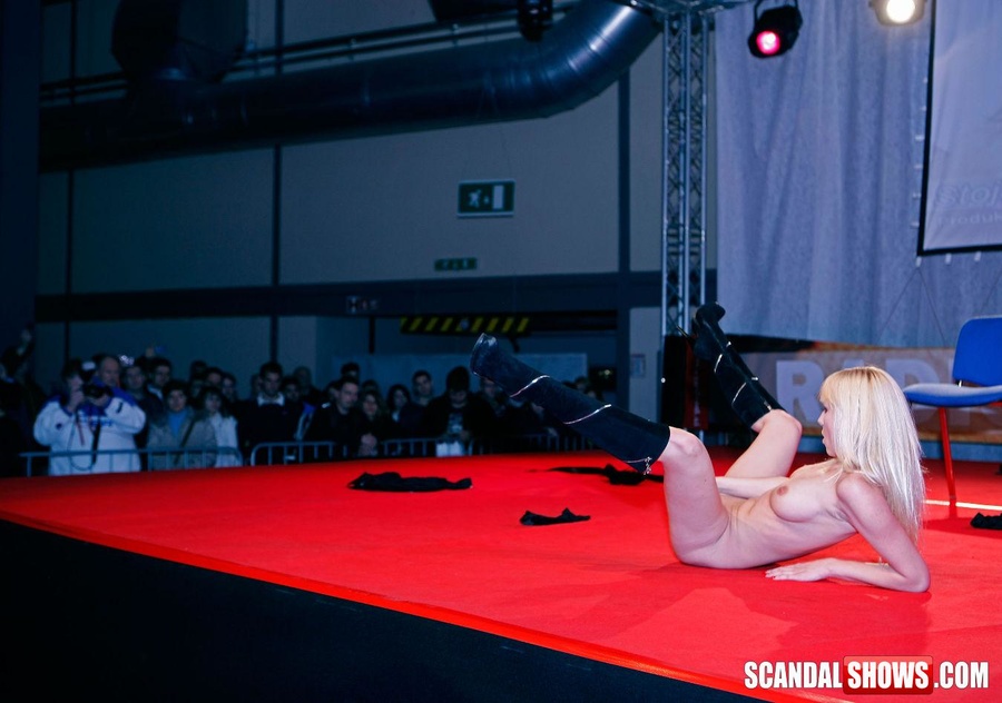 Perfect ass sexy babes slowly getting naked in the public. Tags: Reality, shaved pussy, naked girls, sexy tits. - XXXonXXX - Pic 11