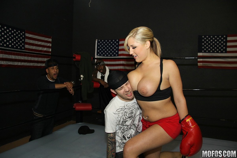 Dayna Vendetta Boxing Fuck Hd - This week we're called in to relieve some t - XXX Dessert - Picture 4