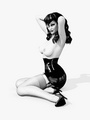 Latex dressed big boobed stunners going - Picture 9