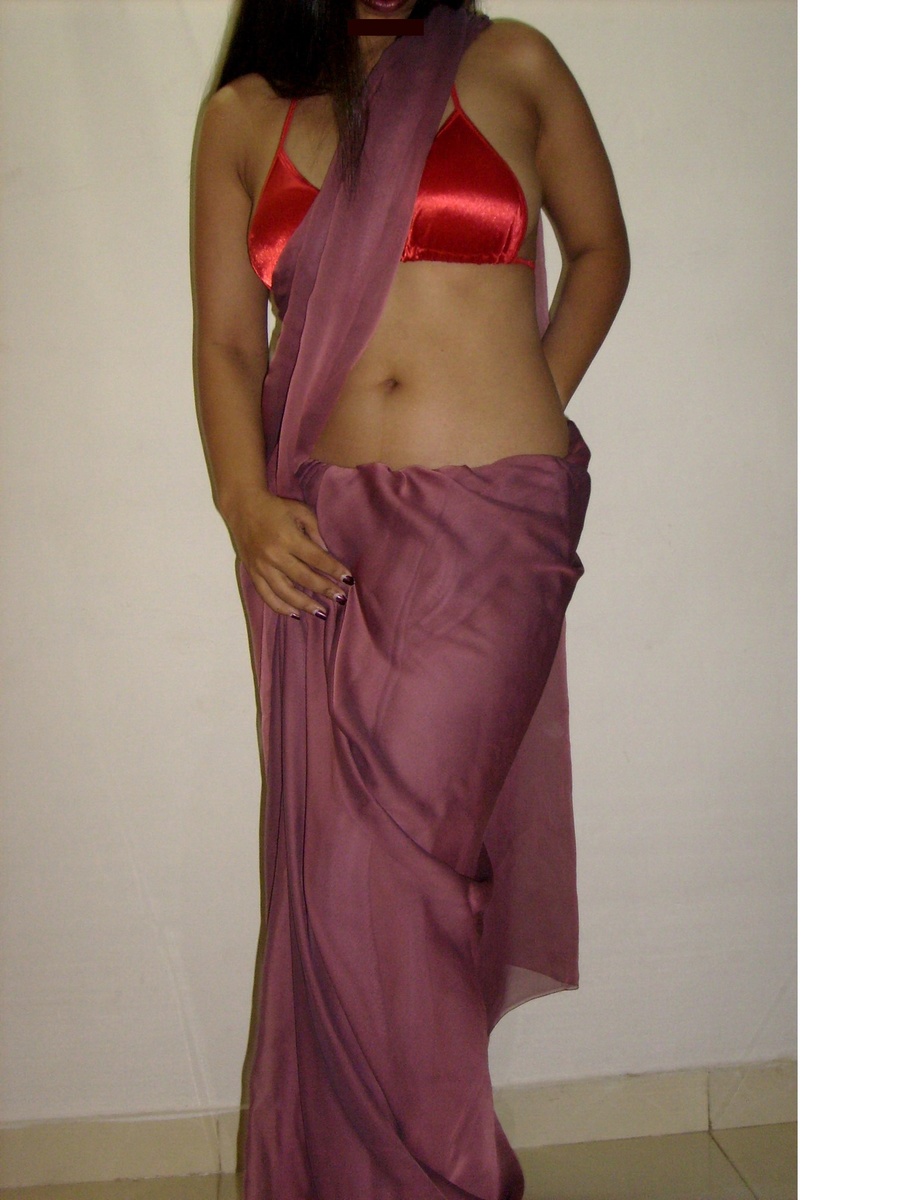 Gorgeous indian babe in sexy red bra teasingly dancing on a cam. - XXXonXXX - Pic 4