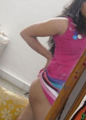 Horny indian hottie making selfshot xxx upskirt pics at home. - Picture 9