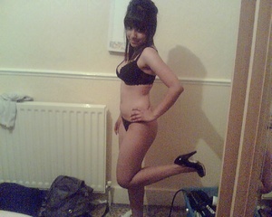 Nasty indian hottie seductively posing and teasing in her sexy lingerie. - Picture 8