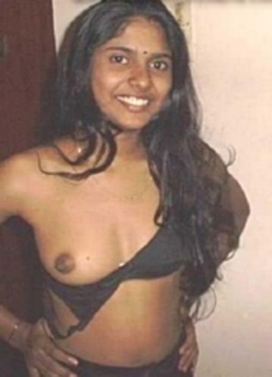 Indian young stunner taking off her black bra just to show you her sexy tits. - Picture 7