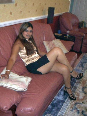 Horny indian cutie taking off her miniskirt and black panties just to show her shaved twat. - XXXonXXX - Pic 3