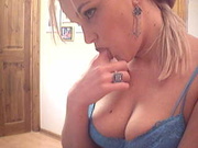 Blonde beauty with kinky look will rise your dick on live streaming cams in house amsterdam