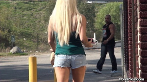 Turned her into hysterical sex in public undresser right on the pavement! - XXXonXXX - Pic 2