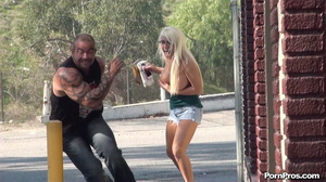 Turned her into hysterical sex in public undresser right on the pavement! - XXXonXXX - Pic 13
