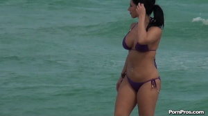 While on the beach, some public sex angel ripped her violet bra off her boobs - Picture 5