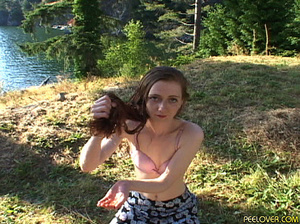 Super horny and pretty model practicing goldenshower alfresco - Picture 12