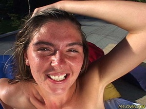 Jets of hot boiling men pissing poured on her ugly face… - Picture 3