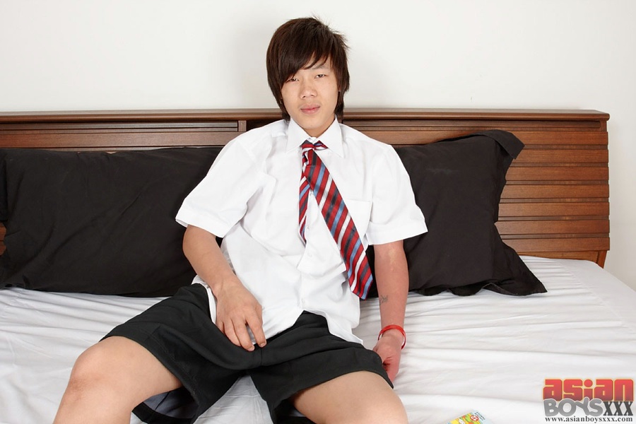 Just gay pictures of typical Japanese homo schoolboy who is fond of ga-ga from time to time… - XXXonXXX - Pic 2