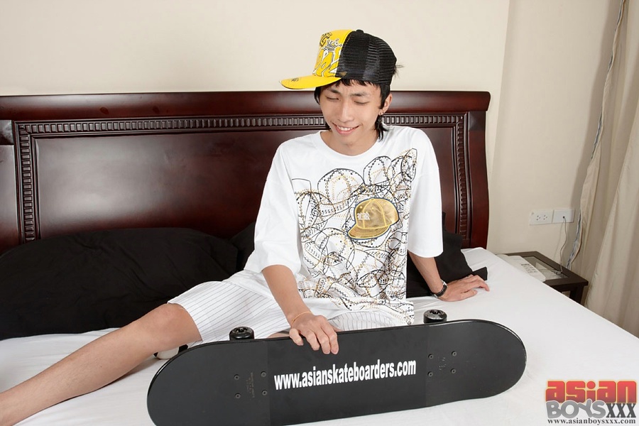 Send that board to Hell while practicing porno gay slinky-dinkying! Like it? - XXXonXXX - Pic 2