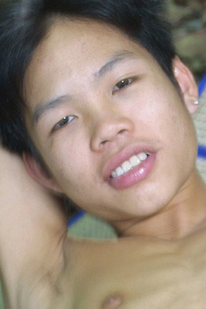 Thai jungles hide this couple of sissy gay xxx lovers from the whole world… - XXXonXXX - Pic 1