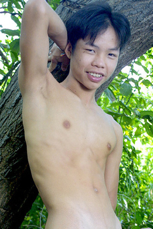 Thai jungles hide this couple of sissy gay xxx lovers from the whole world… - XXXonXXX - Pic 5