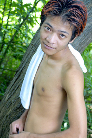 Thai jungles hide this couple of sissy gay xxx lovers from the whole world… - Picture 9