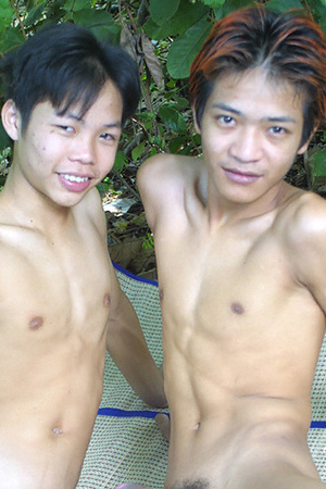 Thai jungles hide this couple of sissy gay xxx lovers from the whole world… - Picture 15