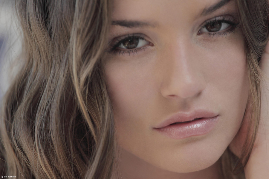 Apple butt teen brunette reveling her goods - XXX Dessert - Picture 13