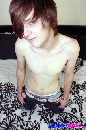 Hey, I am cute, young and sex-appeal youthful gay boys lover! - Picture 5
