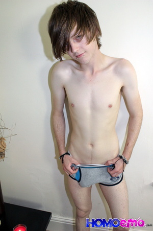 Hey, I am cute, young and sex-appeal youthful gay boys lover! - Picture 9