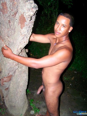I’ll never stop training my own gay men thing of chocolate color! - XXXonXXX - Pic 14