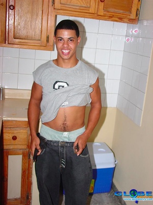 Some porno gay medley in the kitchen of his lodging… - Picture 2