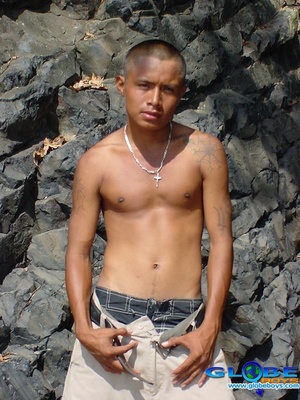 Well, it’s all right when such green Asian effeminate is doing gay sex Irish promotion - XXXonXXX - Pic 3