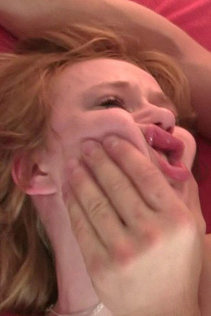 Face pumping to gag her and a rough reve - Picture 13