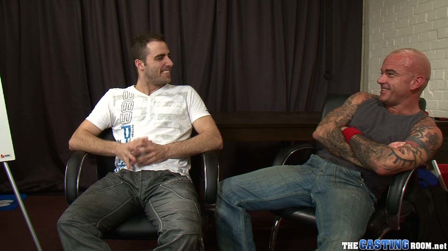 Bald tattoed gay seduced younger hunk and p - XXX Dessert - Picture 3