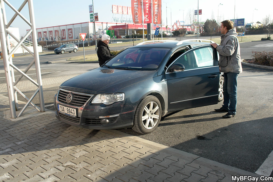 Real horny gay friend practicing their blow - XXX Dessert - Picture 2