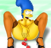 Kind marge loves to reward her audience by spreading her legs