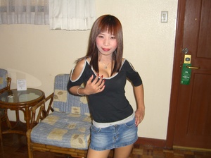 Her Asian teen splendor strikes the eye from the very … - Picture 3