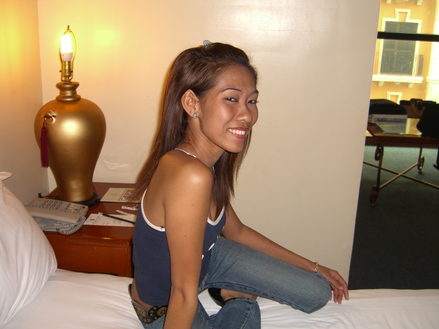 Having her pussy showered and mashed by Asian girl fingers! - XXXonXXX - Pic 18