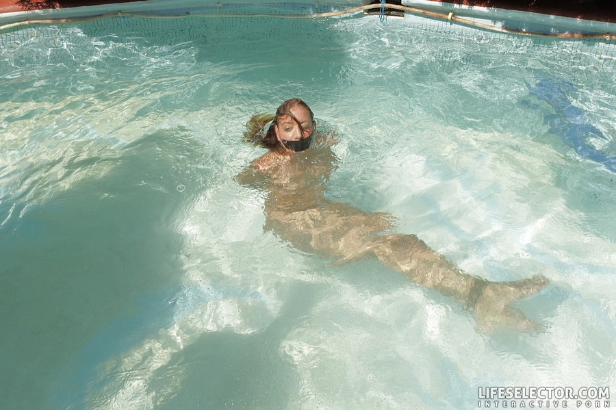 Perverted master humiliates his slave babe  - XXX Dessert - Picture 3