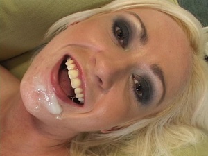 Blonde babe fucking with a black guy wit - XXX Dessert - Picture 25