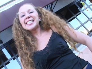 Ponytailed curly slut opens her mouth wi - XXX Dessert - Picture 3