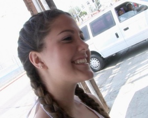 His cute daughter with nice plaits gets  - Picture 2