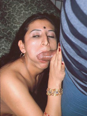 Indian Girl Gives Blowjob For Orgasm On  - XXX Dessert - Picture 13