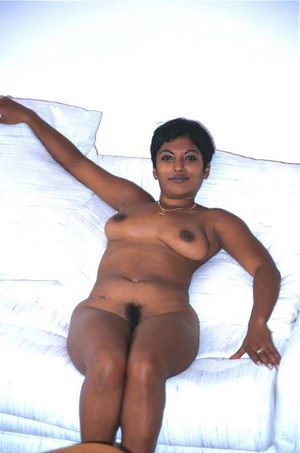 Wild Indian Babe Hairy Snatch Smoking Ci - Picture 7