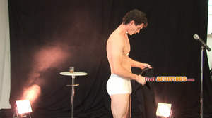 Curly dude gets naked on the scene when giving a performance and start wanking off in public - XXXonXXX - Pic 3