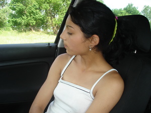 Teen Anshika In Car 2 - Picture 15