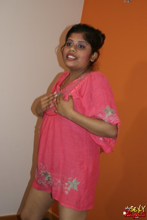 Wild Indian chick in pink dress takes it off to stay nude on cam - XXXonXXX - Pic 2