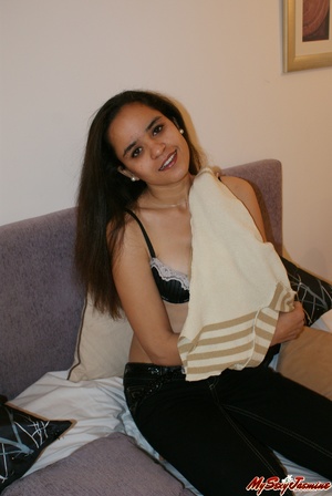 Lovely Indian girl enjoys taking off her top and posing on cam topless - XXXonXXX - Pic 5