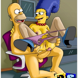 Naughty toon wife Marge Simpson loves Homer rockhard dick.