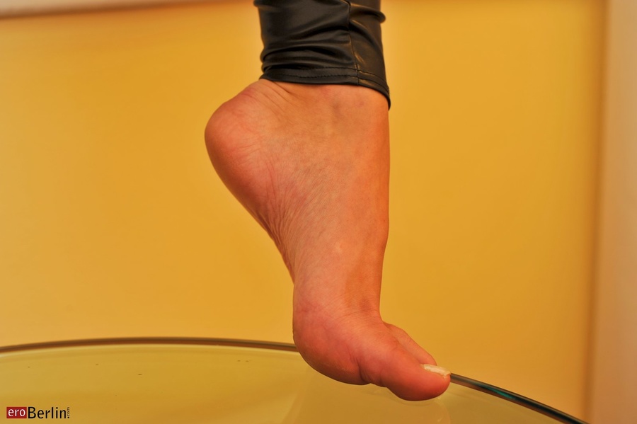 Blonde bitch in a black latex suit pounding - XXX Dessert - Picture 10