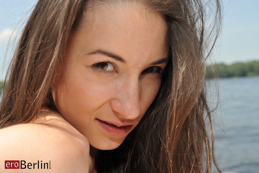 Skinny small-titted red teen demonstrating  - XXX Dessert - Picture 7