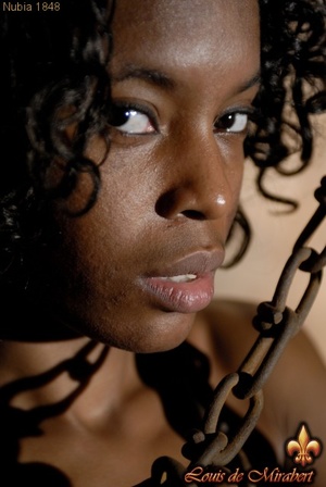 Breathtaking ebony babe with big tits an - XXX Dessert - Picture 11