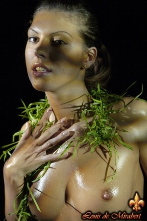 Lovely ponytailed blonde with a grass bo - XXX Dessert - Picture 10