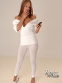 Dirty chick in a white V-neck jumper, - Picture 1