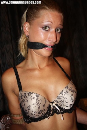 Hot ponytailed blonde in lingerie gets h - XXX Dessert - Picture 3